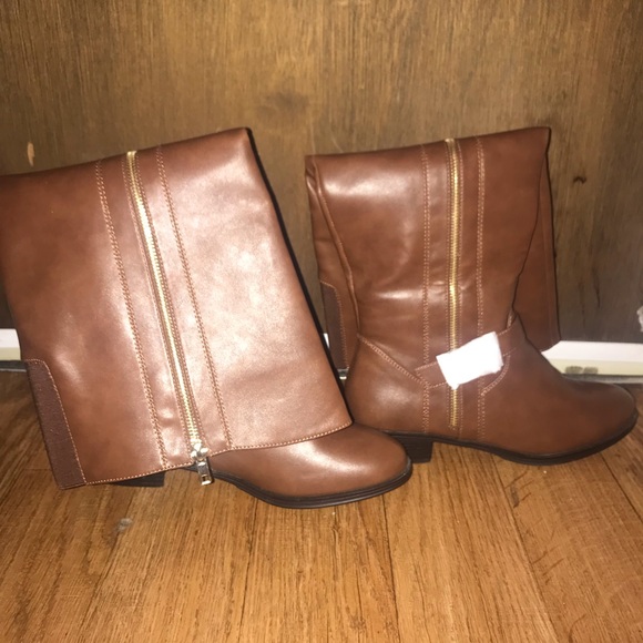 Calf length boots - Picture 2 of 5